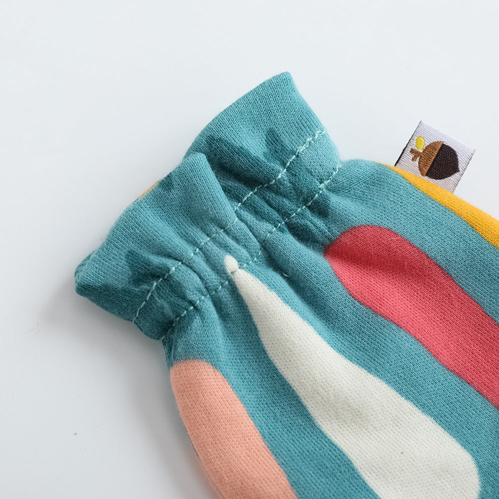 Vauva FW23-遍布印刷棉線手套的男嬰胡蘿蔔(綠色)