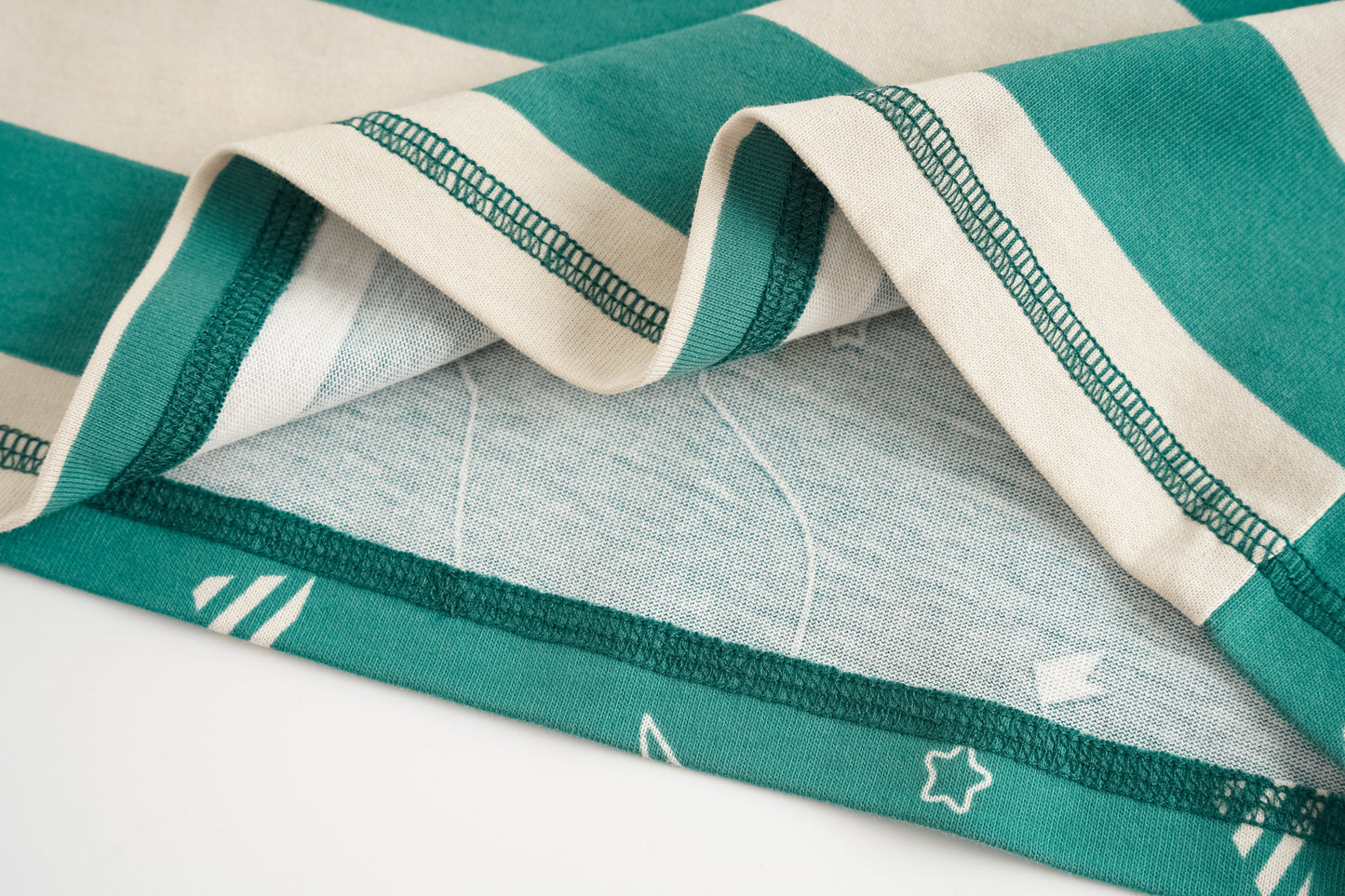 Bear-Print Two-Tone Long Sleeve Tee