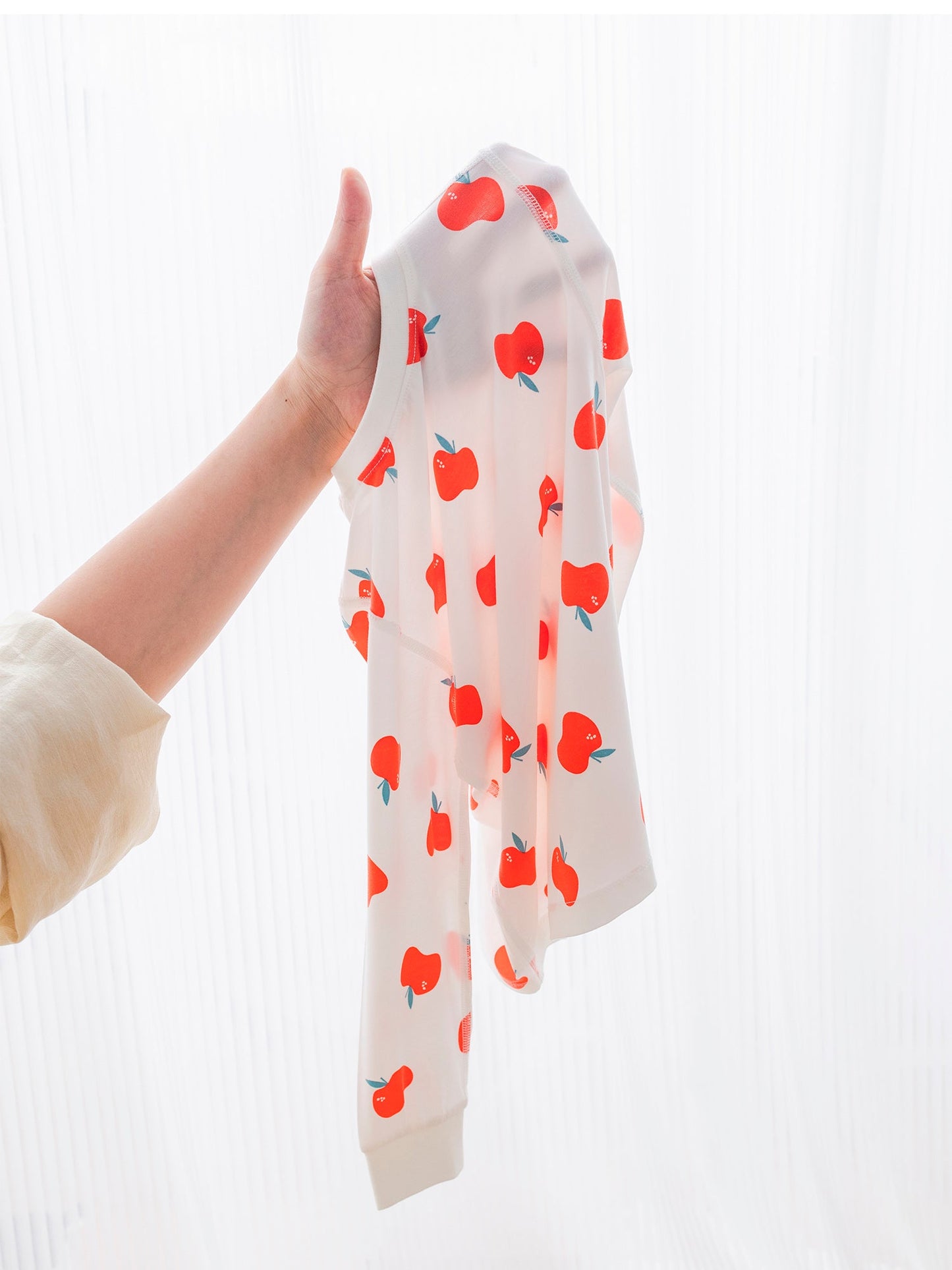 Kid Allover Print Long-Sleeved Top And Bottom Set