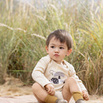 Vauva BBNS - Baby Anti-bacterial Organic Cotton Hazelnut Pattern Bodysuits (2-pack)-model image front