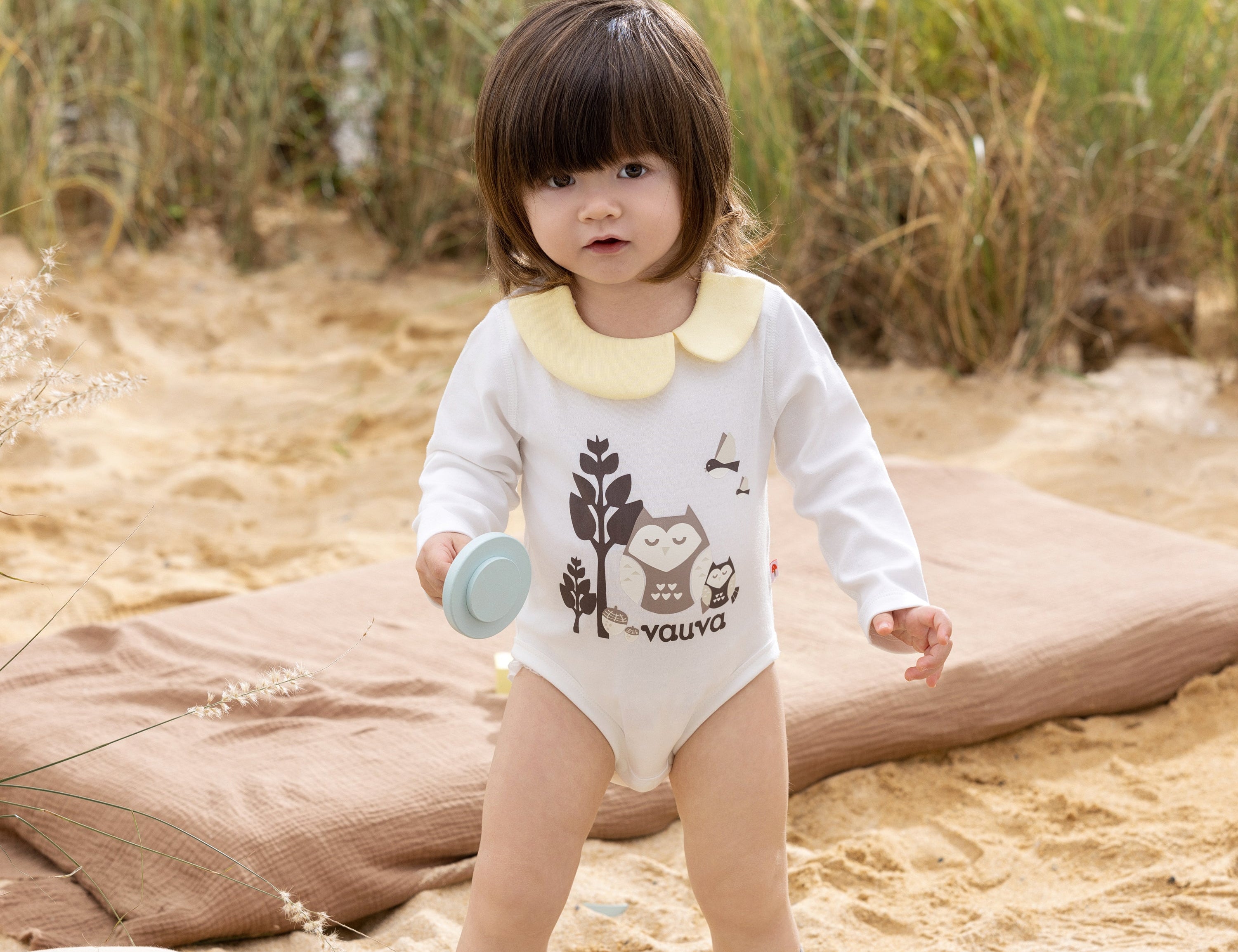 Vauva BBNS - Baby Anti-bacterial Organic Cotton Bodysuits (2-pack) model image front