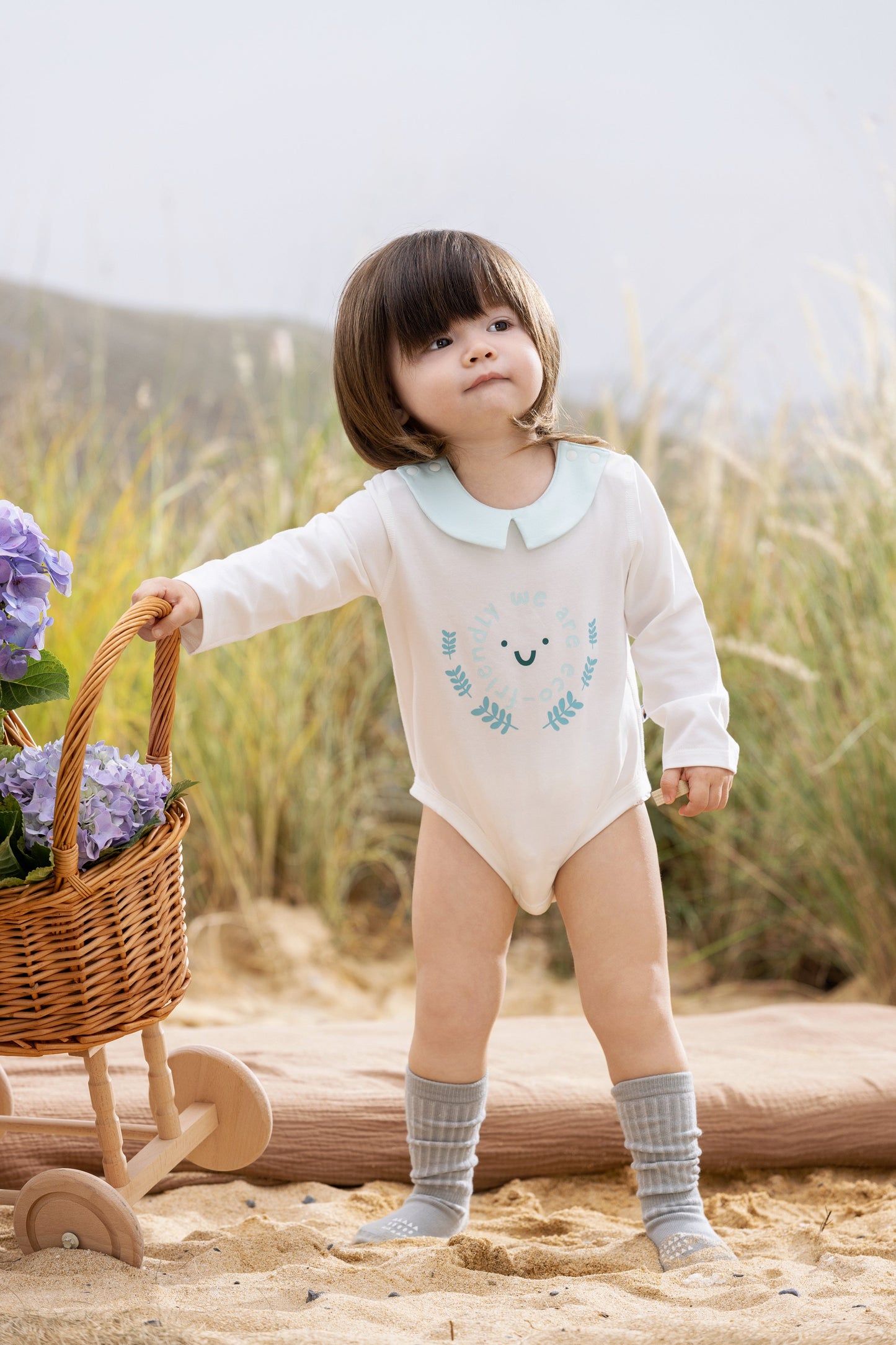Vauva BBNS - Organic Cotton White Striped Pattern Bodysuits (2-pack) model image front 