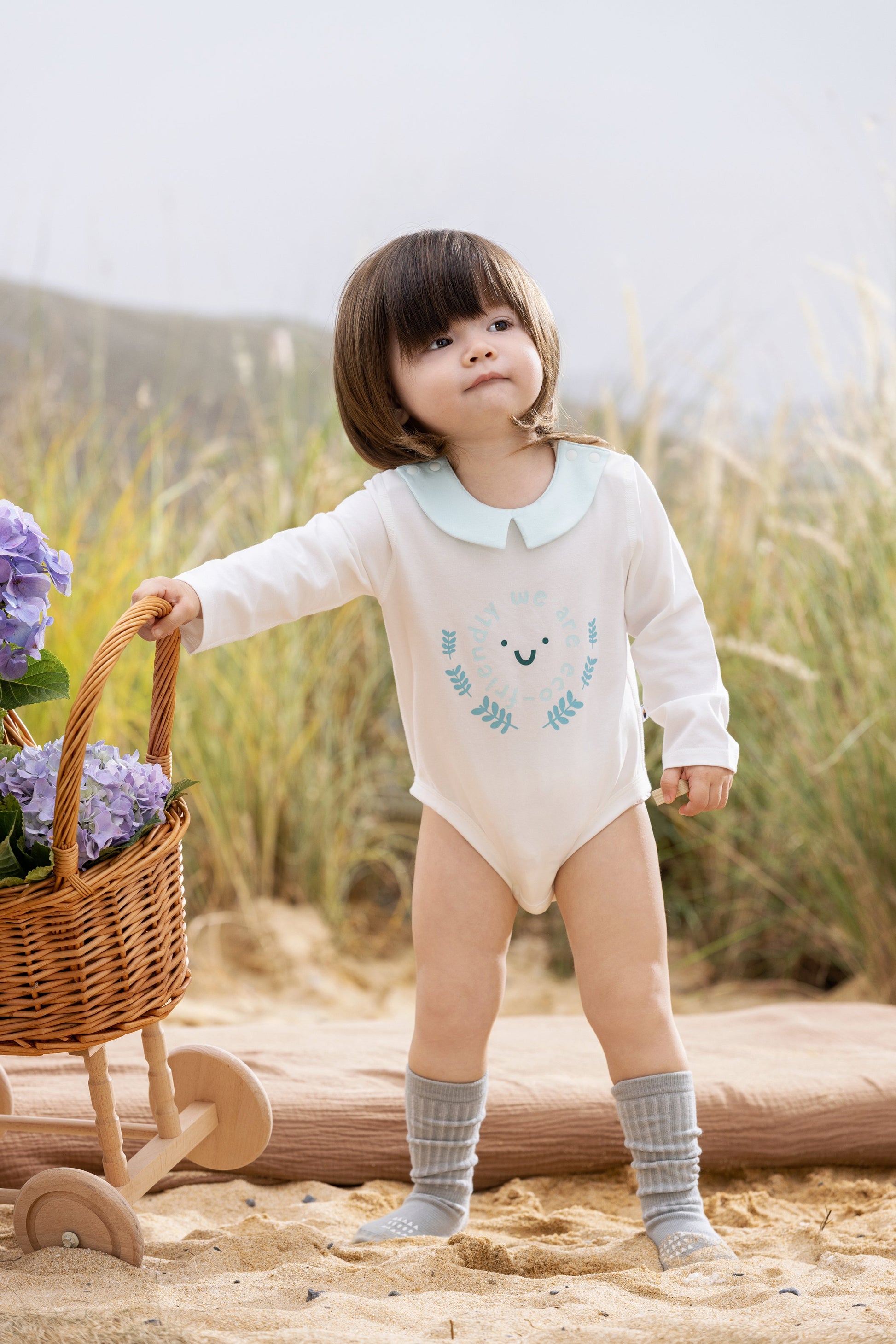 Vauva BBNS - Organic Cotton White Striped Pattern Bodysuits (2-pack) model image front 