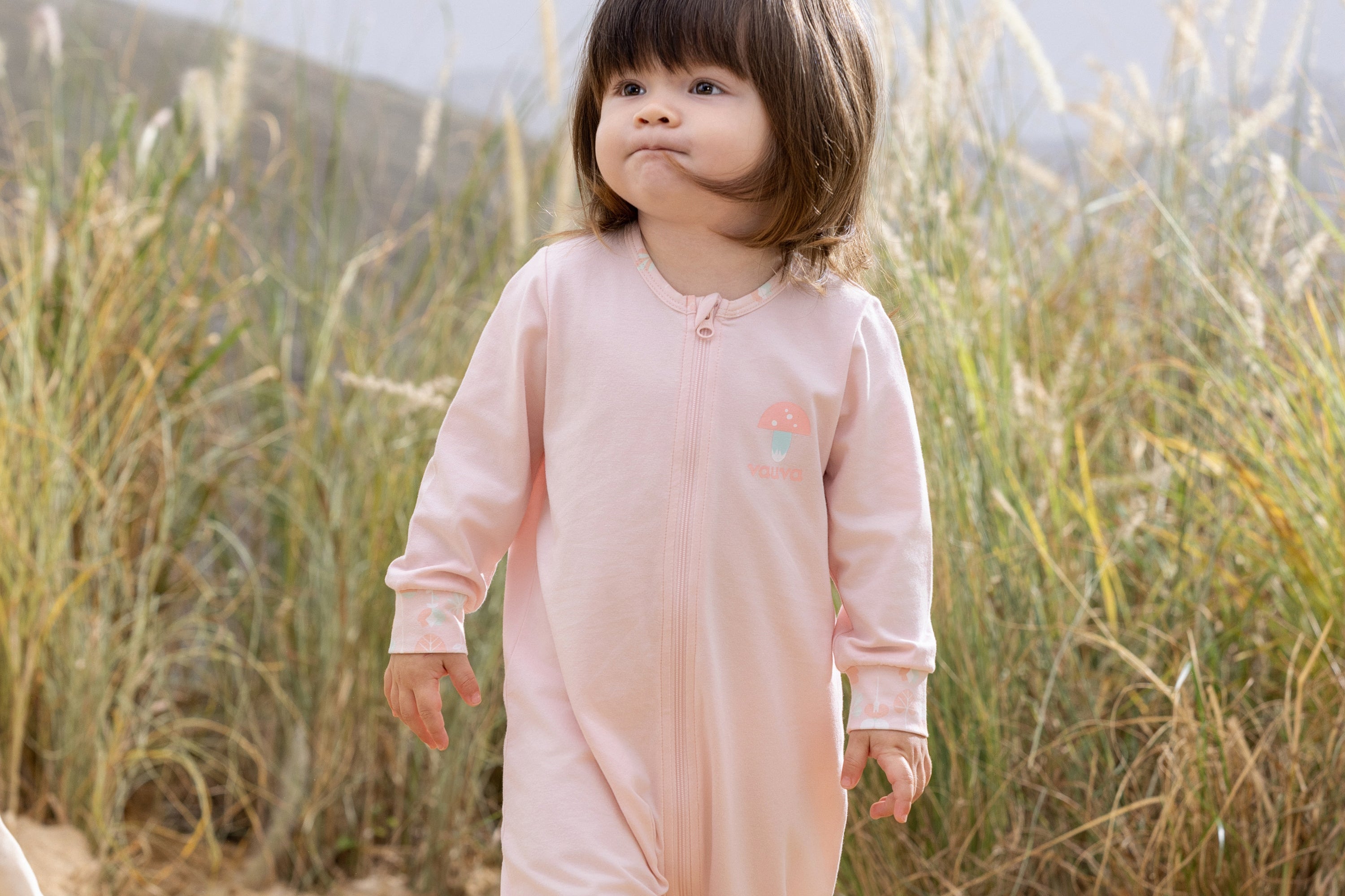 Vauva BBNS - Organic Cotton Pink Floral Pattern Bodysuits (2-pack) model image front -02