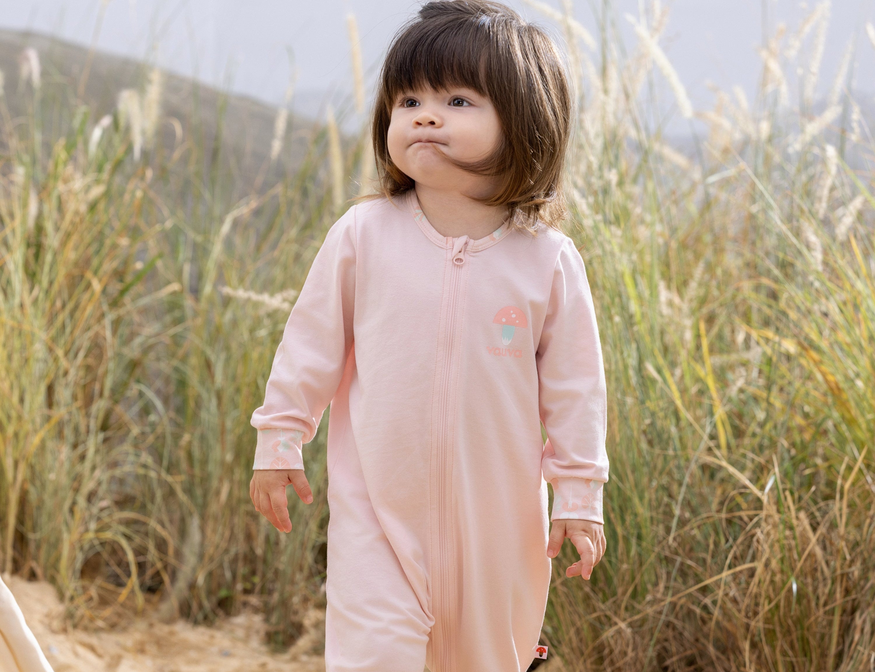 Vauva BBNS - Organic Cotton Pink Floral Pattern Bodysuits (2-pack) model image front -02
