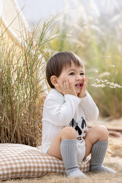 Vauva BBNS - Baby Anti-bacterial Organic Cotton Bodysuits (2-pack Green/Print)-model image side