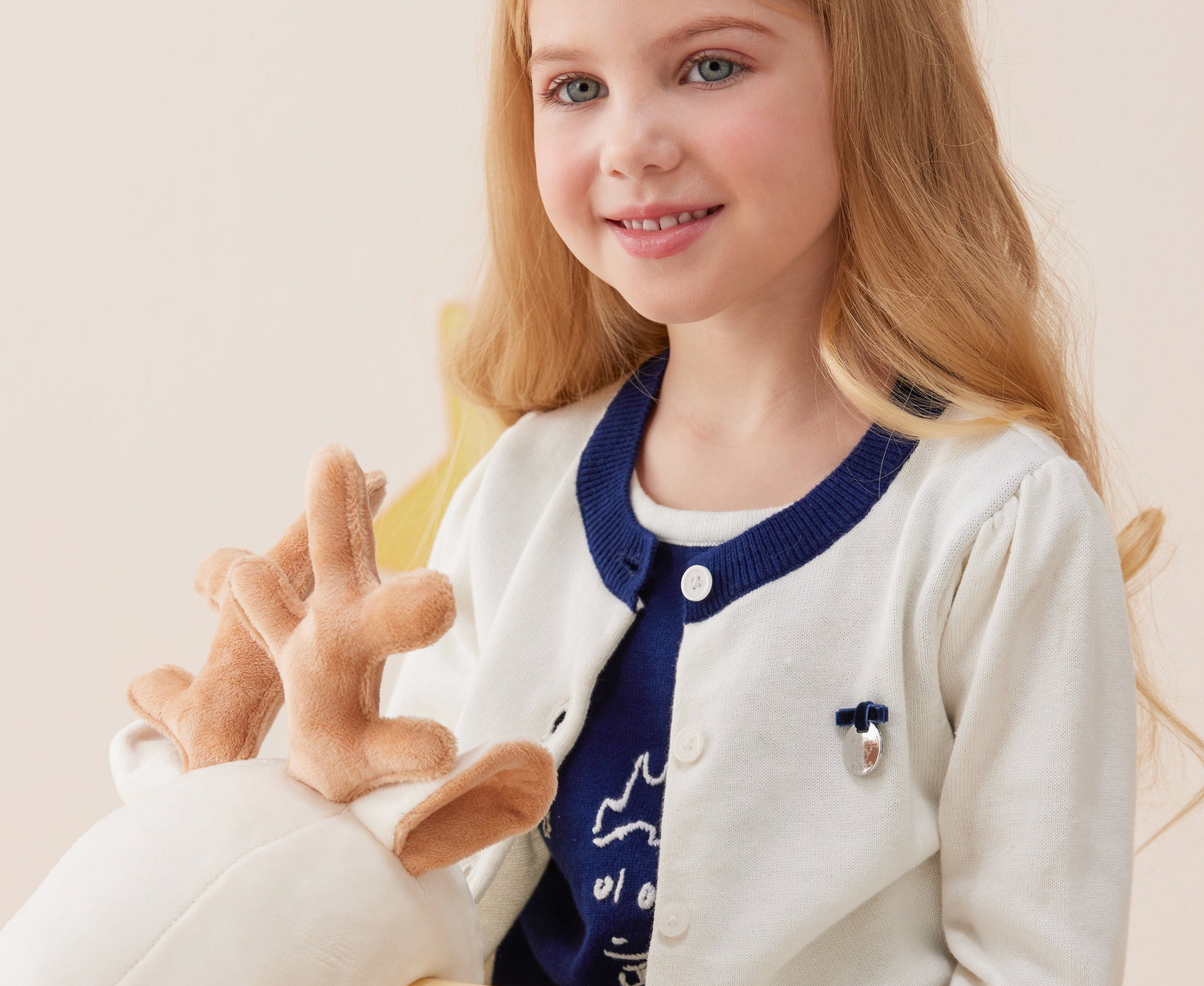 Vauva x Le Petit Prince - Girls Cotton Cashmere Sweater-model image side