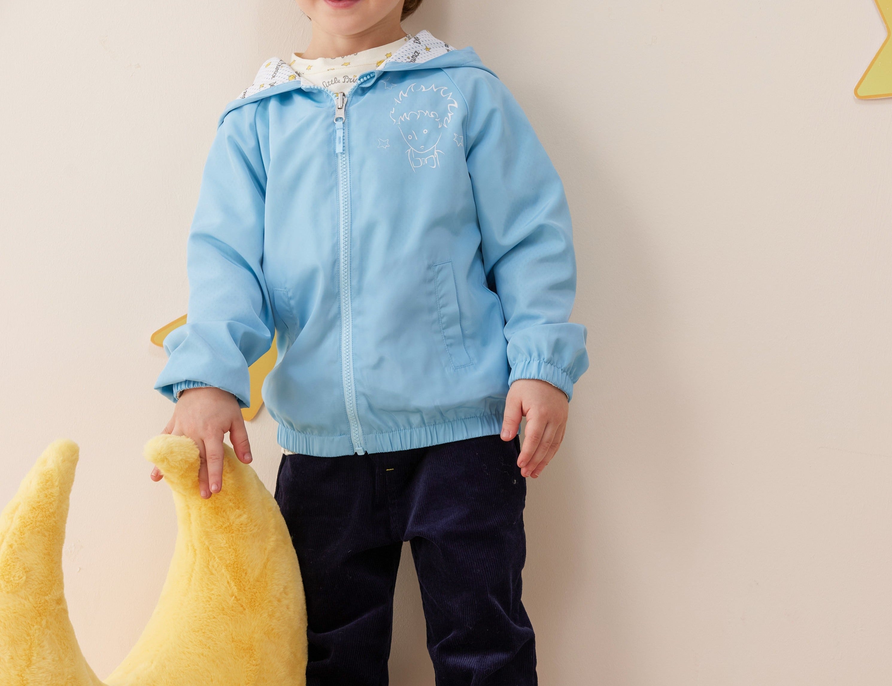Vauva x Le Petit Prince - Kids Reversible Jacket (Blue) model outside front