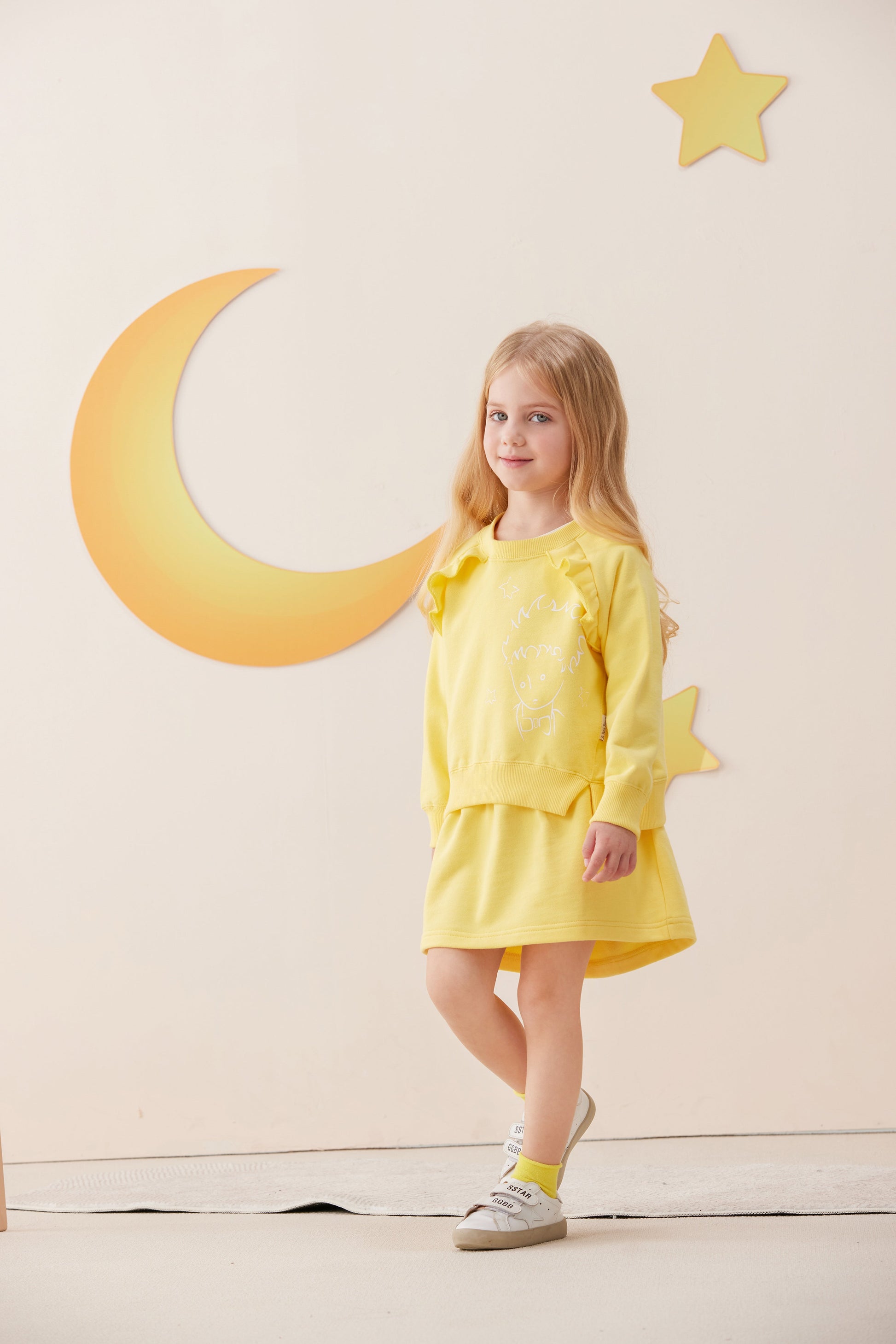 Vauva x Le Petit Prince - Girls Sweater & Dress (2 piece Set/Yellow) model sweater front