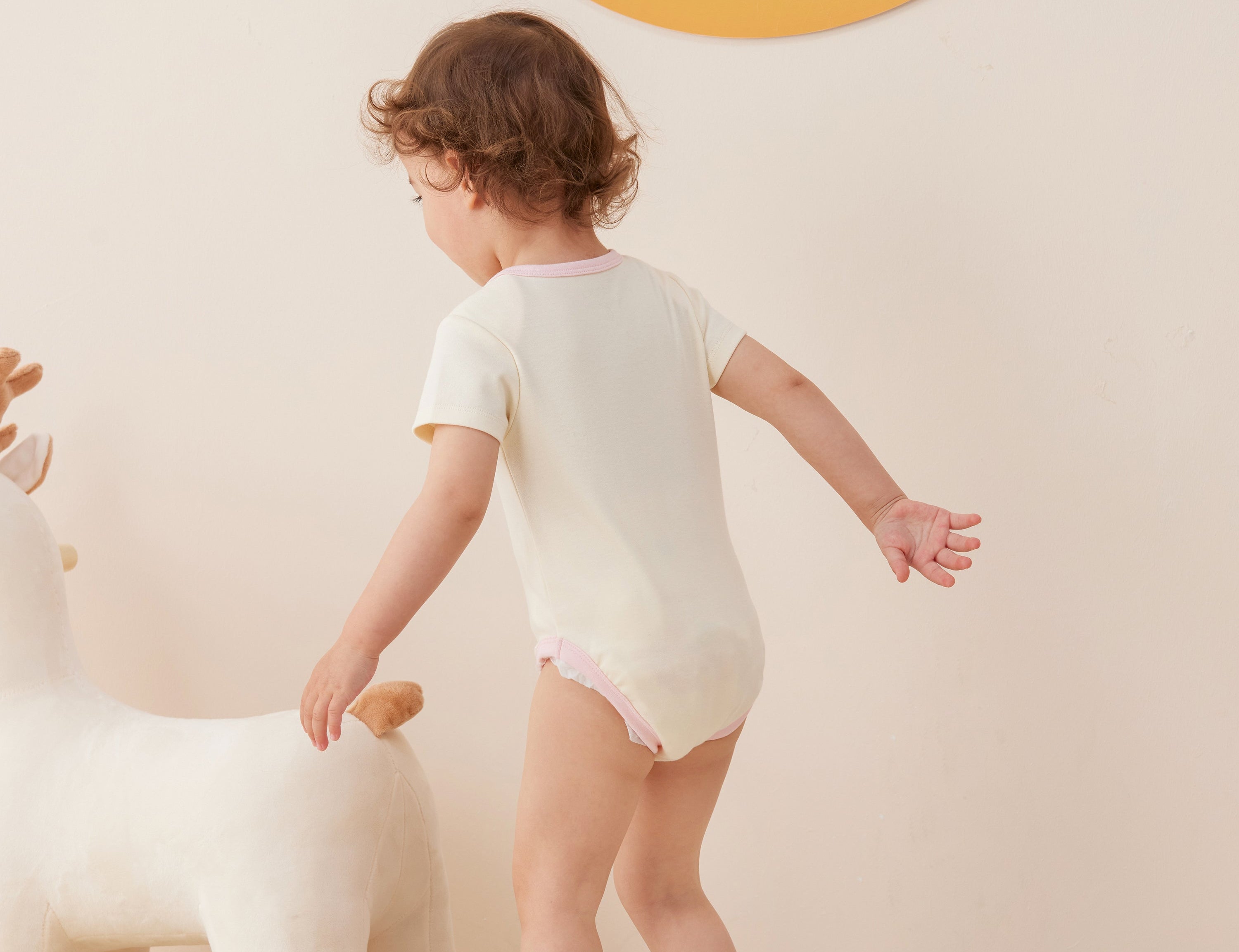 Vauva x Le Petit Prince - Baby Logo Print Longsleeve Bodysuit (Pink) model back