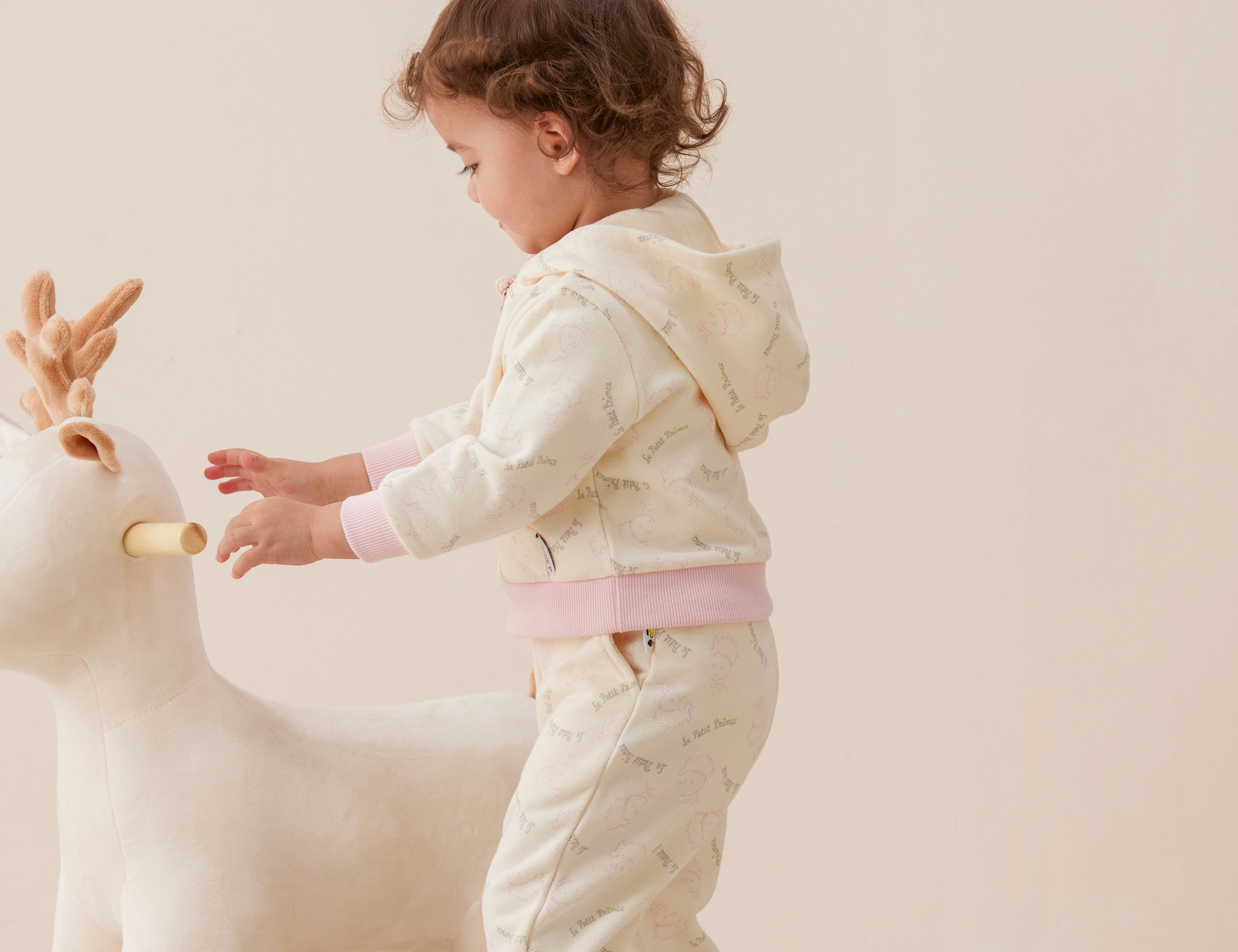 Vauva x Le Petit Prince - Baby Hooded Long Sleeve Zip Jacket (Pink) model side