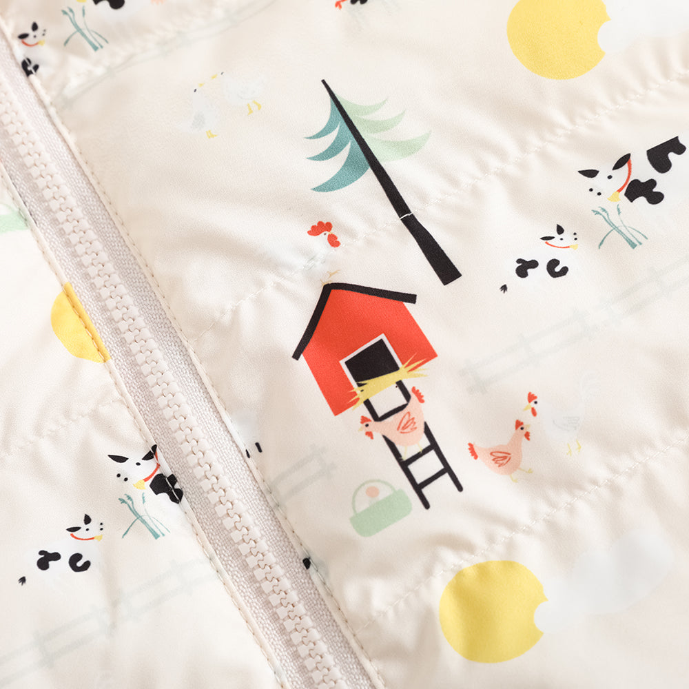 Vauva FW23-嬰兒北歐風格的印刷襯墊外套與引擎蓋