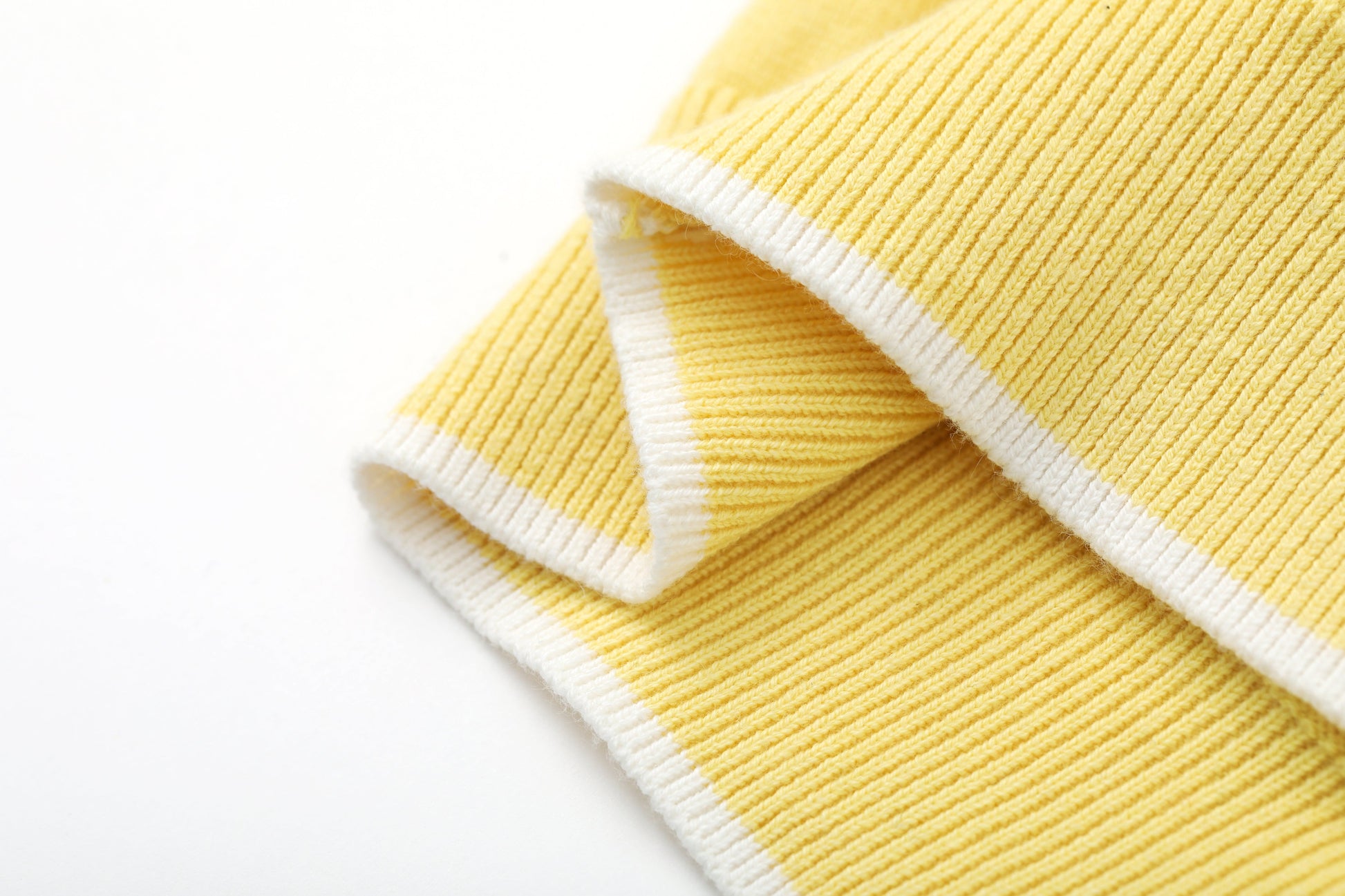 Vauva x Le Petit Prince - Kids Cashmere Cardigan (Yellow)-product image close up