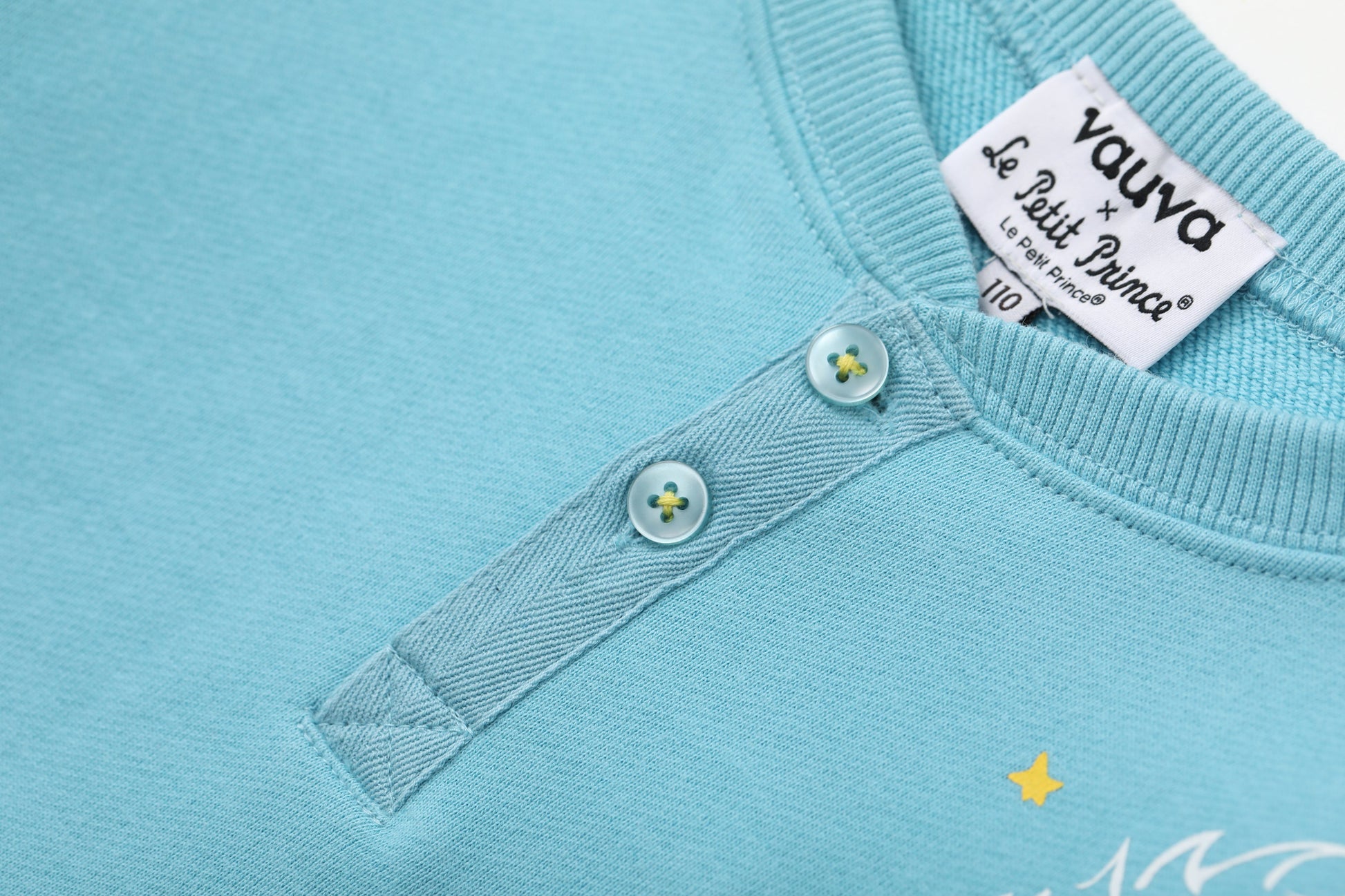 Vauva x Le Petit Prince - Boys Sweater & T-shirt (2 piece Set/Blue)-Model Image close up