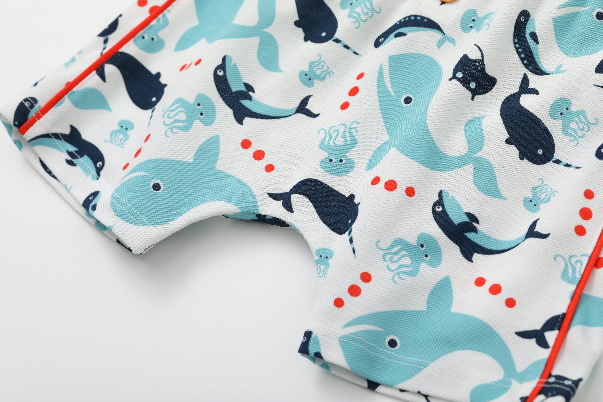 Vauva SS24 - Baby Boy Whale Print Shorts (White) - Product 6