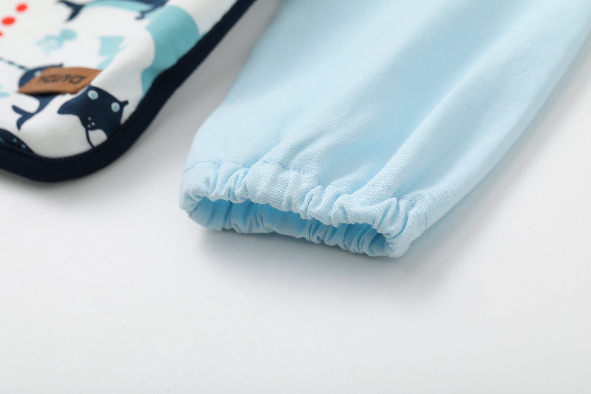 Vauva SS24 - Baby Boy Long Sleeves Bib (Whale) - Product 8