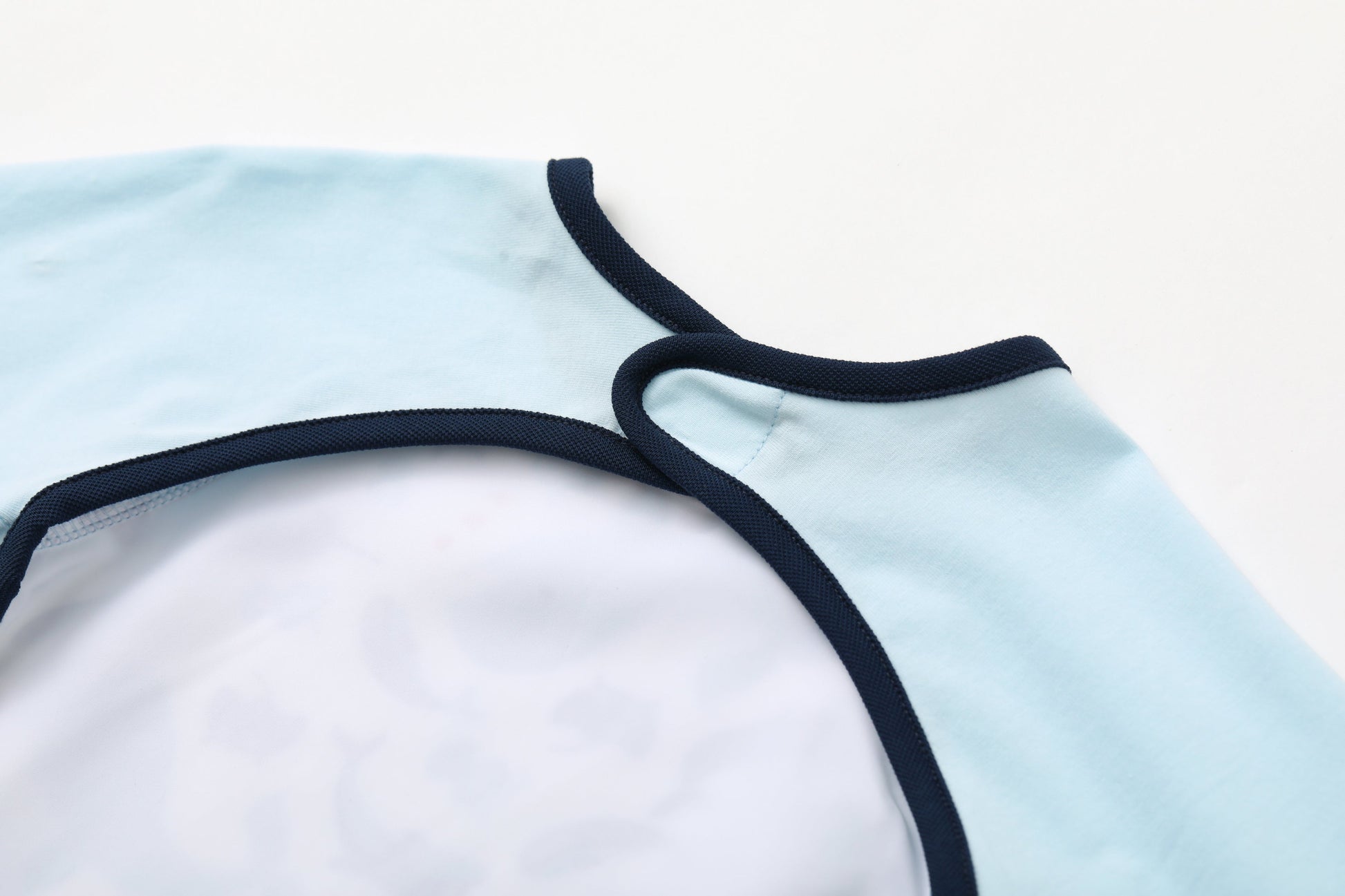 Vauva SS24 - Baby Boy Long Sleeves Bib (Whale) - Product 11