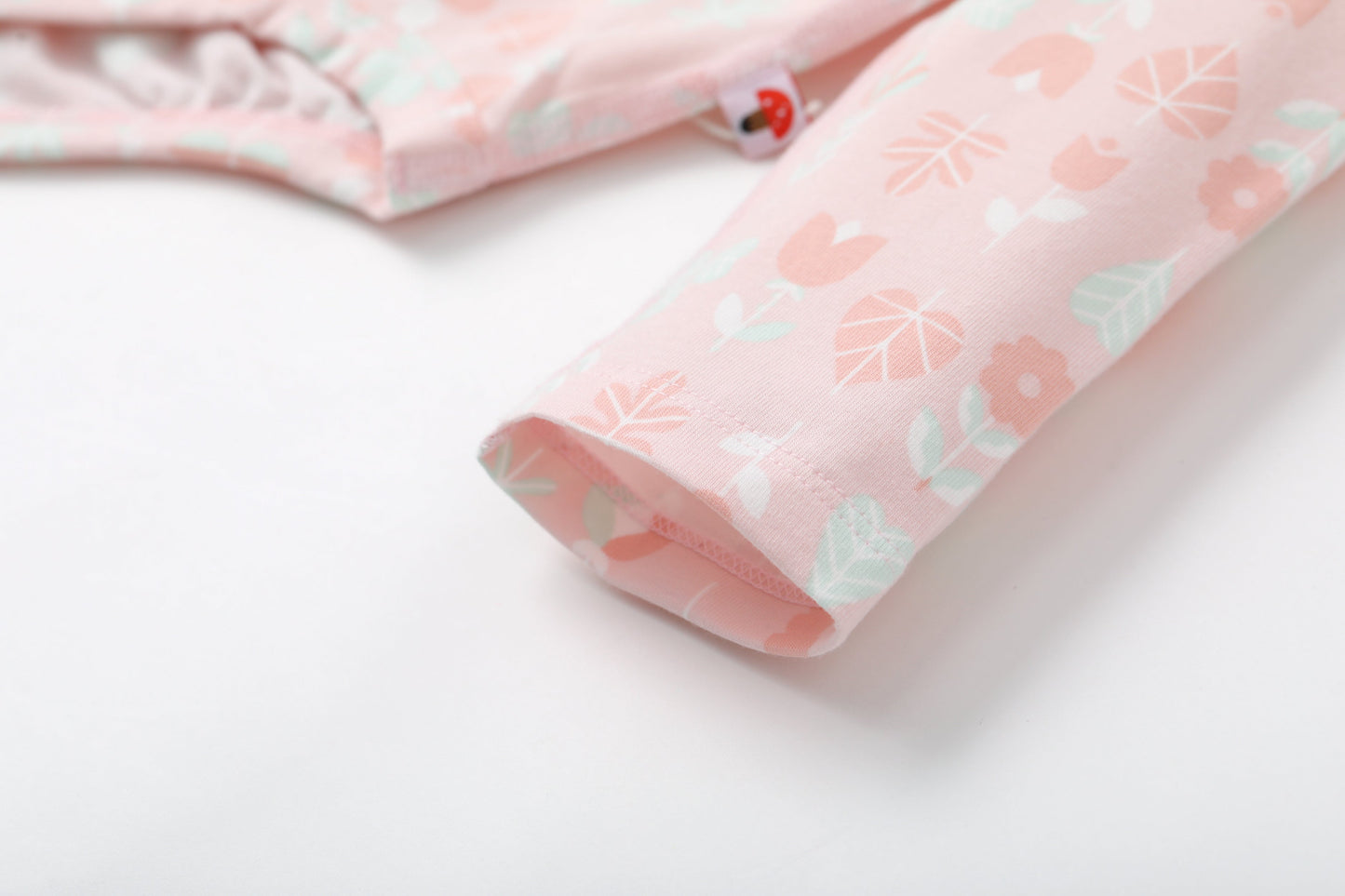 Vauva BBNS - Organic Lotus Collar Floral Cotton Bodysuits (2-pack)-product image close up