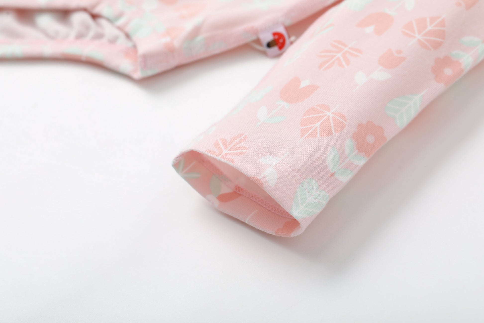 Vauva BBNS - Organic Lotus Collar Floral Cotton Bodysuits (2-pack)-product image close up