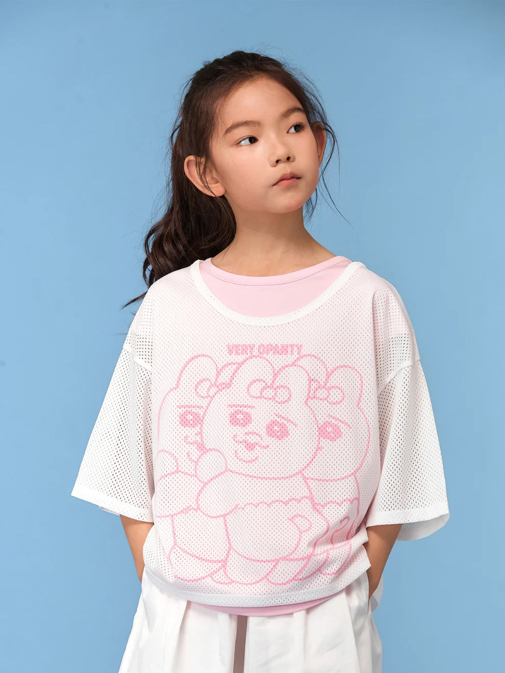 An all-over print brings Opanchu’s summer expressions into soft pink.